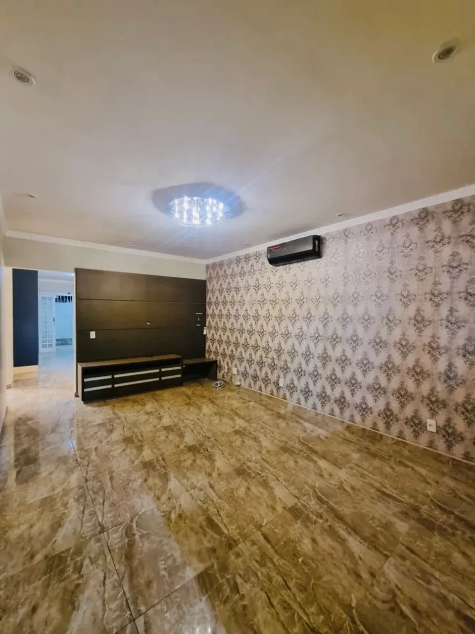 Vendo linda casa reformada no Leste do Gama - Foto 5