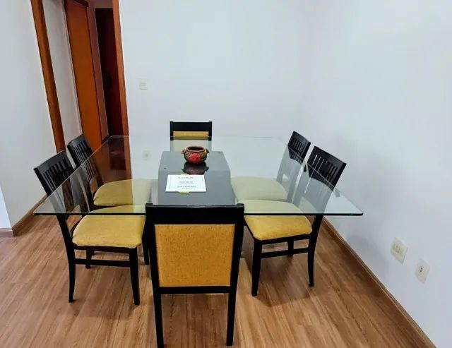 mesa de jantar quadrada com 6 cadeiras - Foto 2