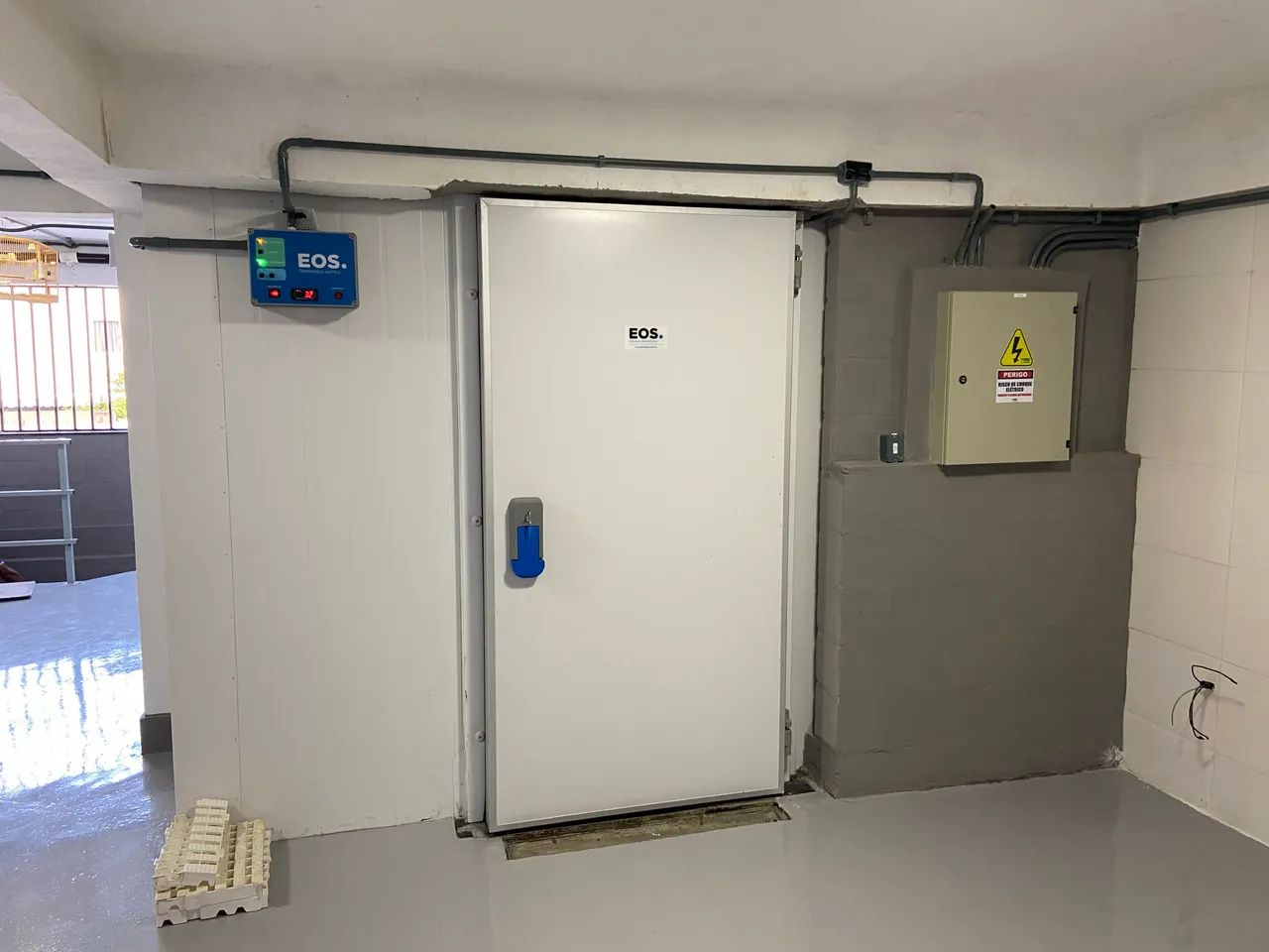 Contrata-se mecânico e auxiliar de refrigeração  - Foto 2