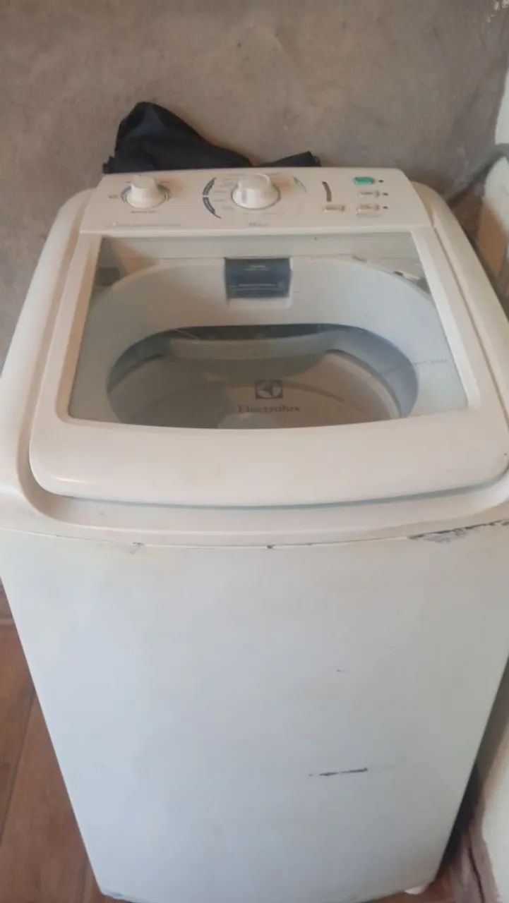 Máquina de lavar semi usada 