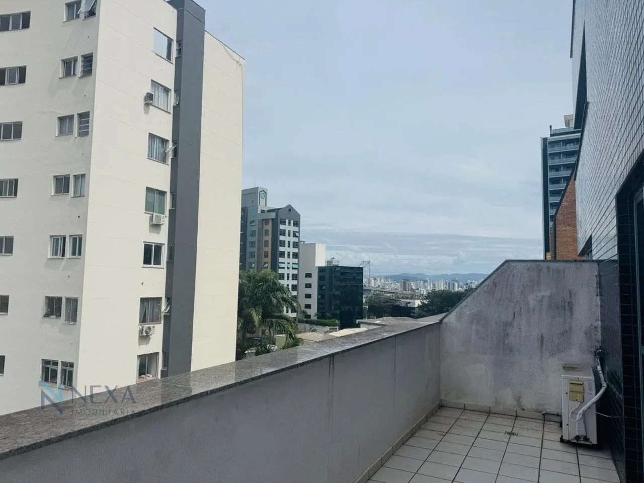 Sala Comercial à Venda no Centro de Florianópolis - 56m² - Foto 4