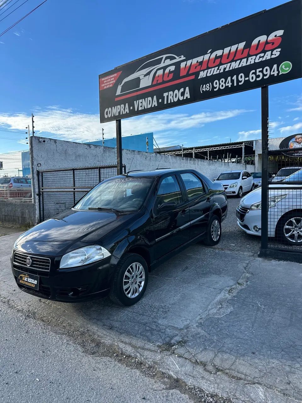 Fiat Siena EL 1.0 MPI Fire Flex 8V 4P 2010 - Foto 3