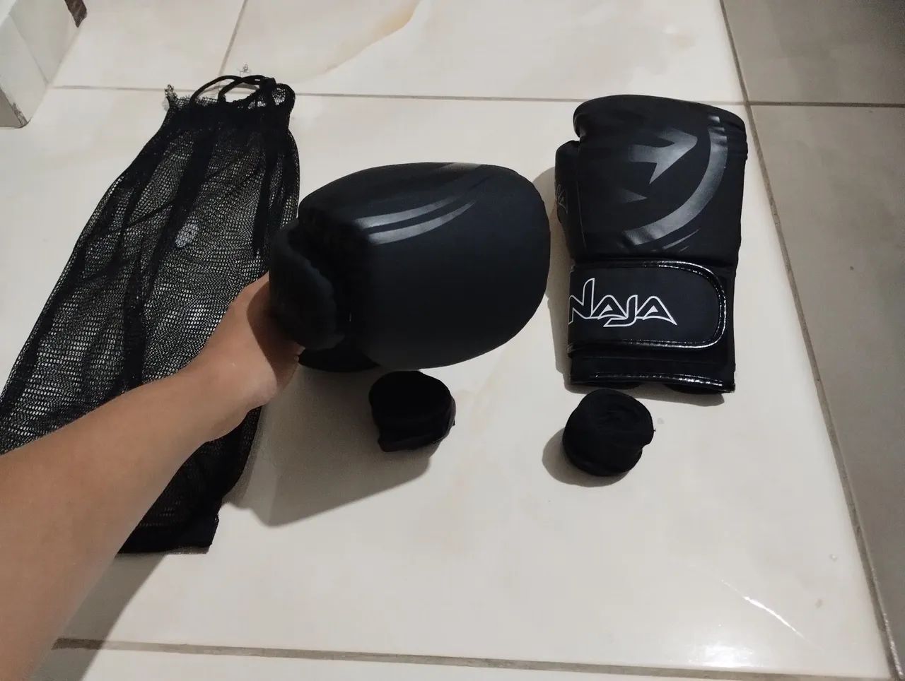 Luva de Muay Thai/boxe + bandagem - Foto 2