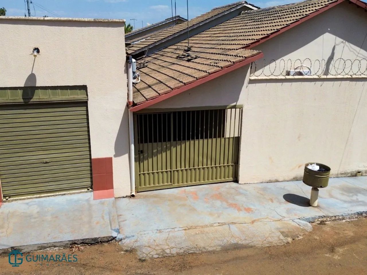 Casa com Sala Comercial à Venda  Brazabrantes, Goiás - Foto 2