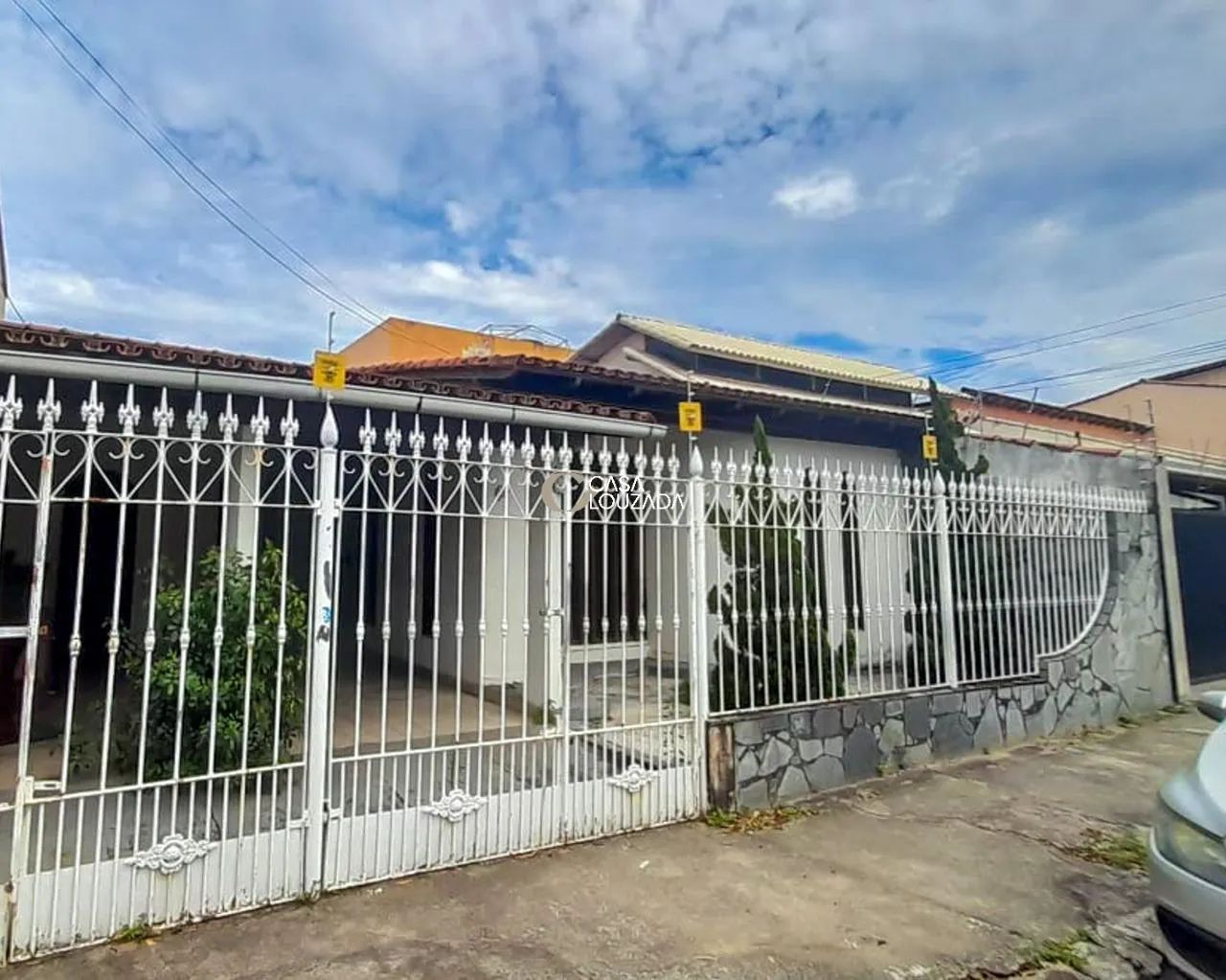 Casa linear comercial em Ilha dos Ayres.