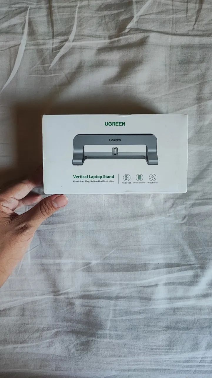 Suporte Vertical para Um Notebook UGREEN