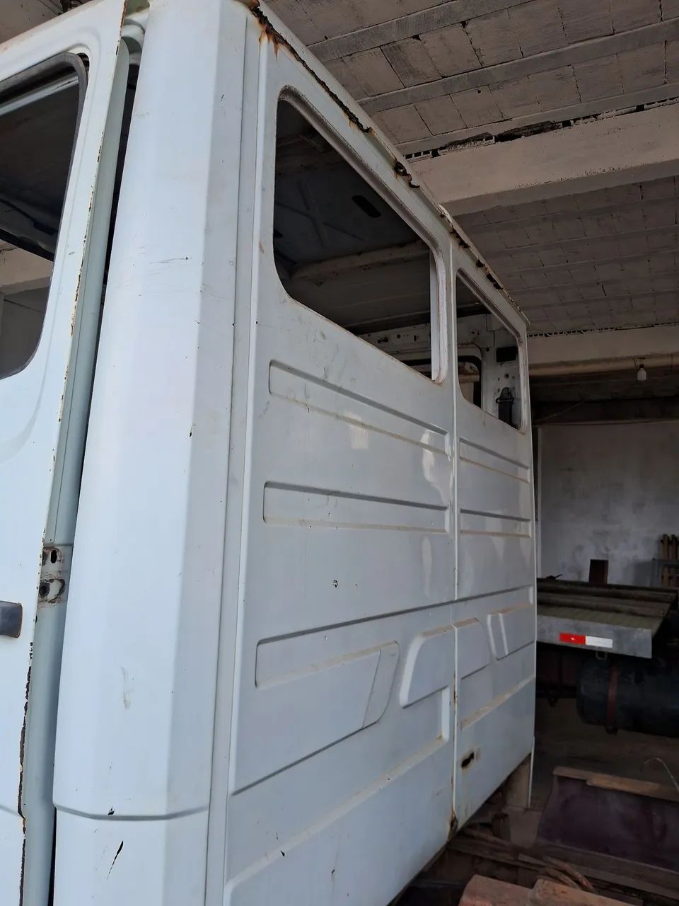 Cabine Mercedes-Benz 1618