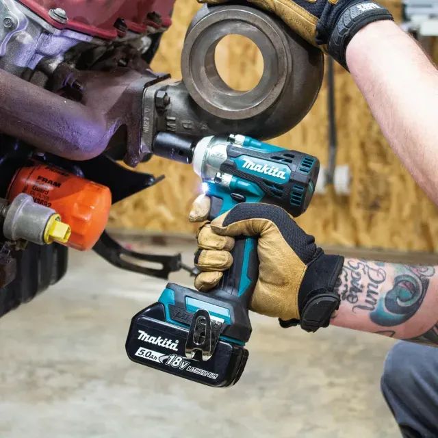 Chave de Impacto Makita DTW300Z 18V Brushless 330Nm 12 - Foto 2