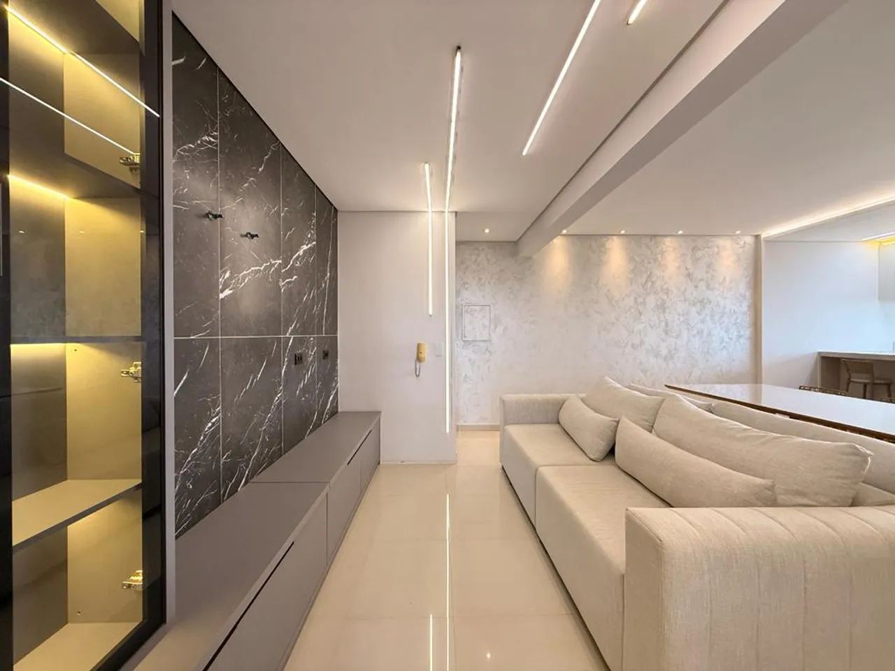 Apartamento à venda em Maringá, Vila Marumby, com 3 quartos, com 89.85 m² - Foto 3