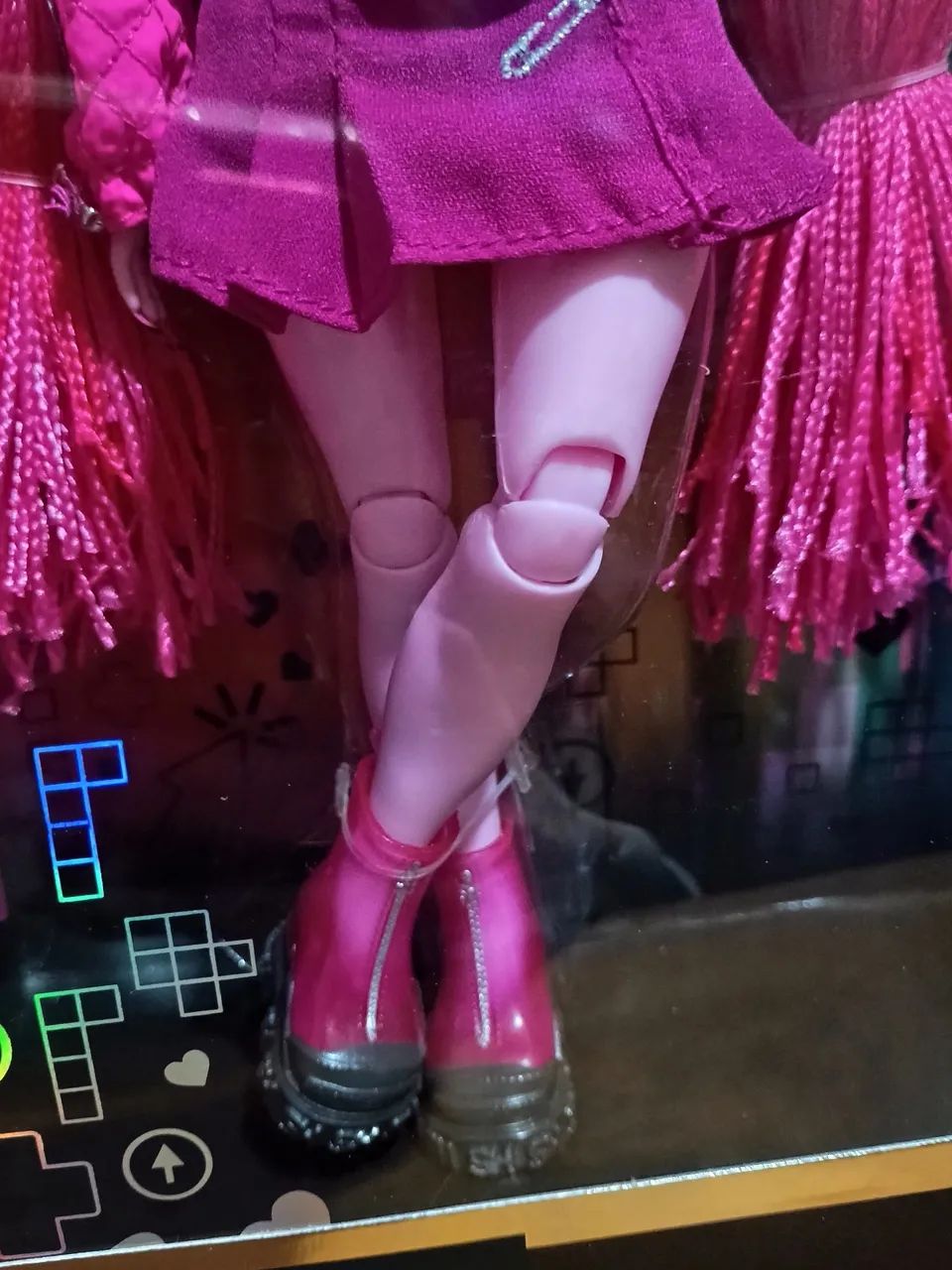 Boneca Shadow high Rainbow high Pinkie Lacrada - Foto 4