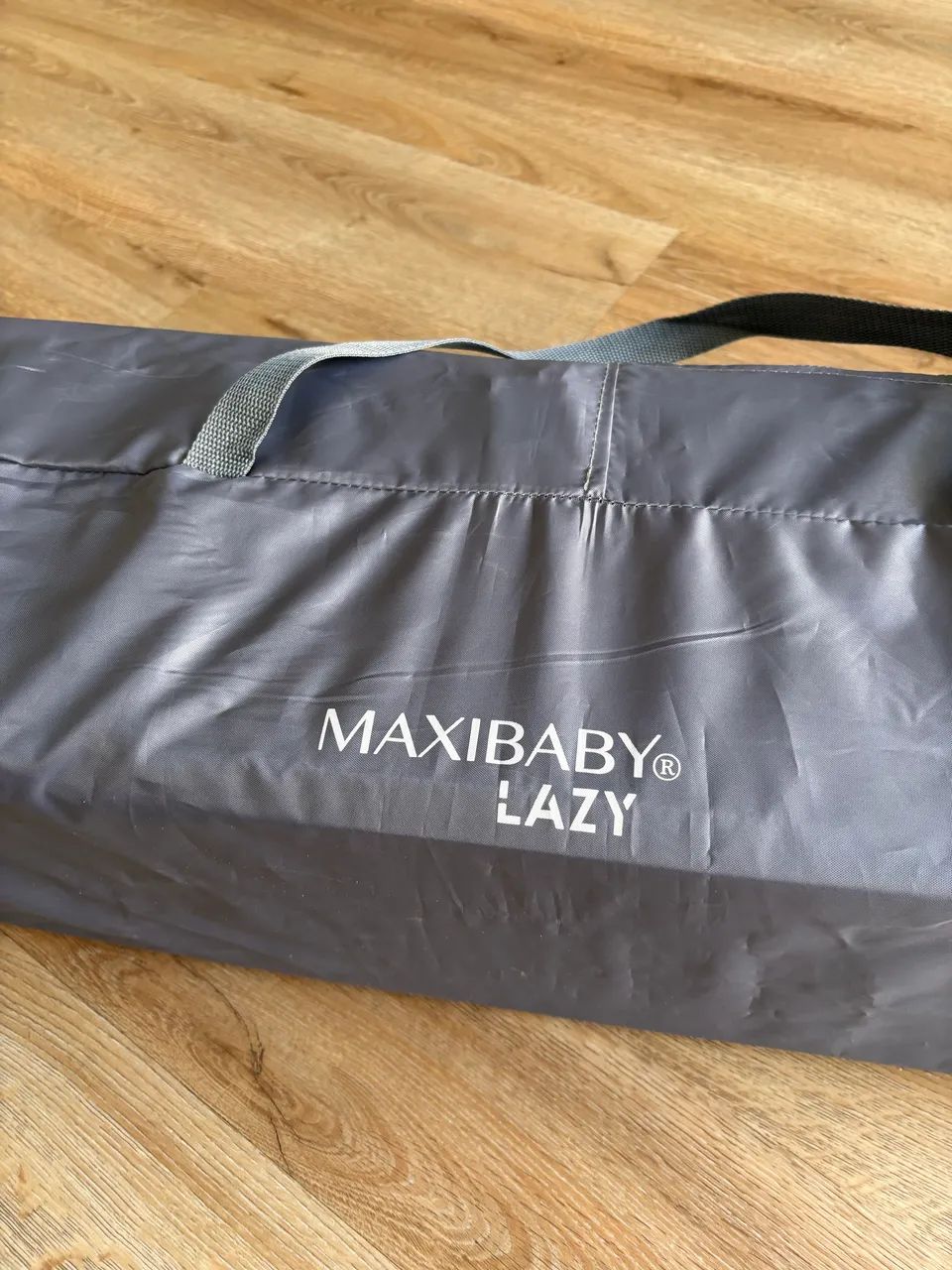 Berço portátil Máxi Baby com colchão  - Foto 3