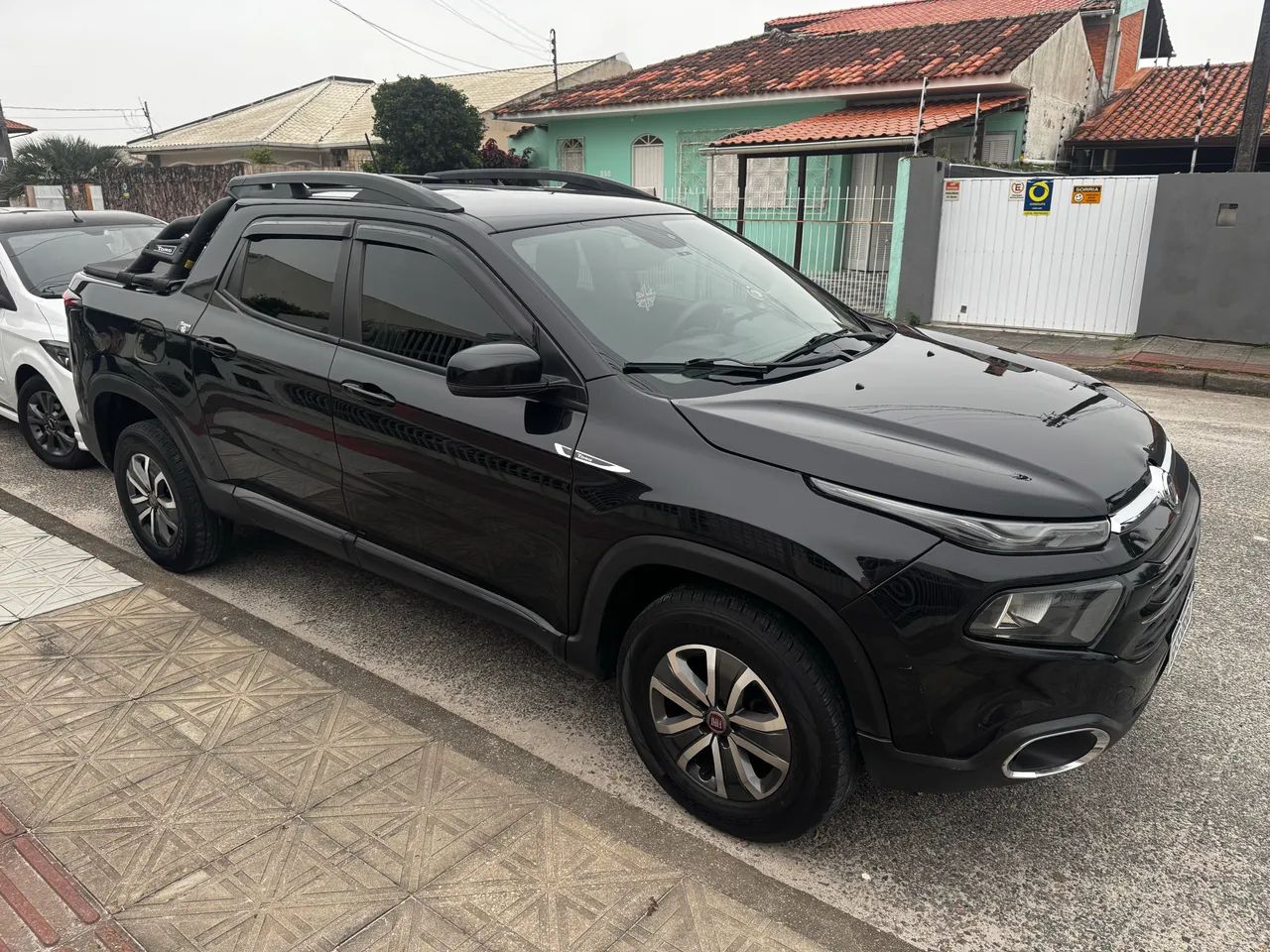 Fiat Toro Freedom 1.8 16V Flex Aut. 2017 - Foto 4