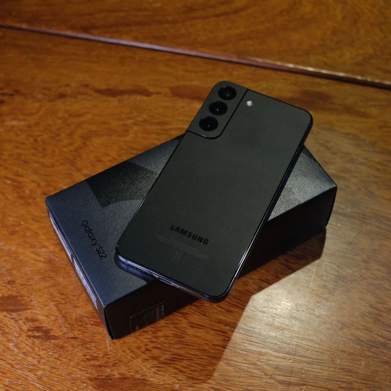 Galaxy S22 ブラック SIMフリー 256GB Samsung Galaxy S22 Preto 256GB - Excelente estado - Celulares e