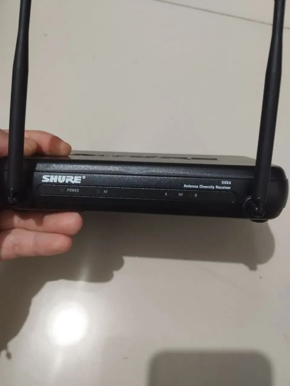 Receptor é Microfone Sem Fio Shure Svx/pg58
