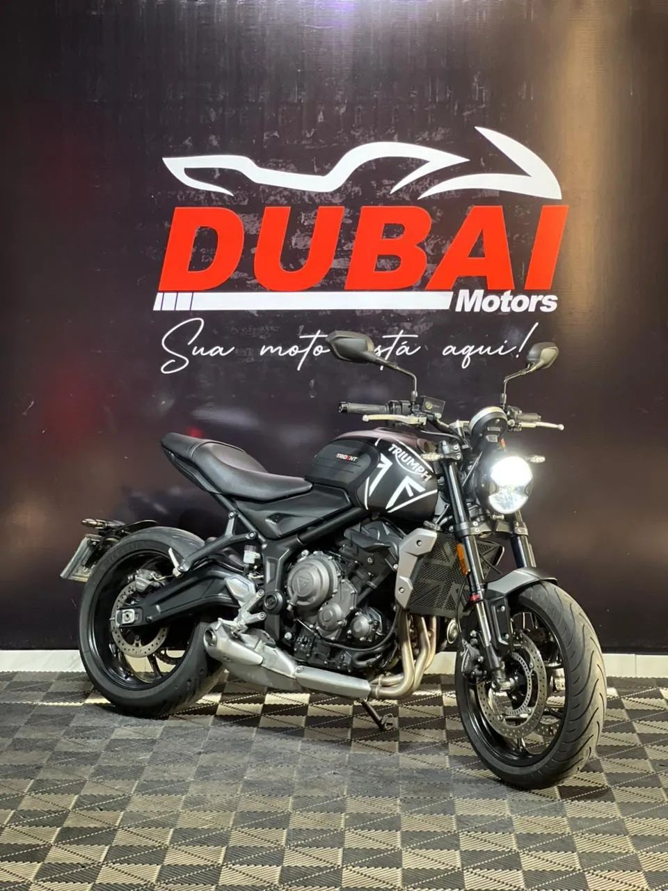 Triumph TRIDENT 660 - Foto 2