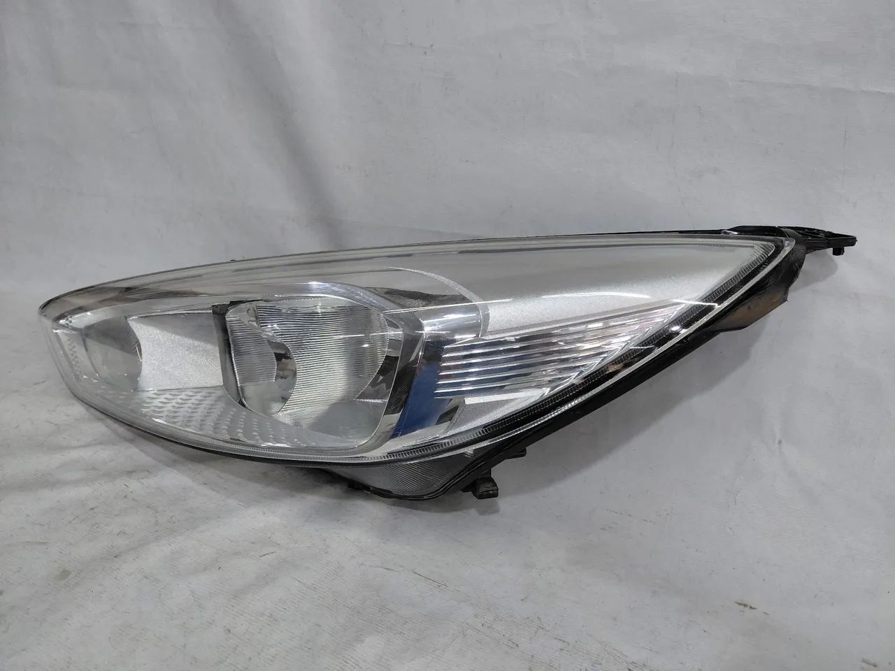 Farol Focus 2015/ 2016 esquerdo s/ led - Foto 2