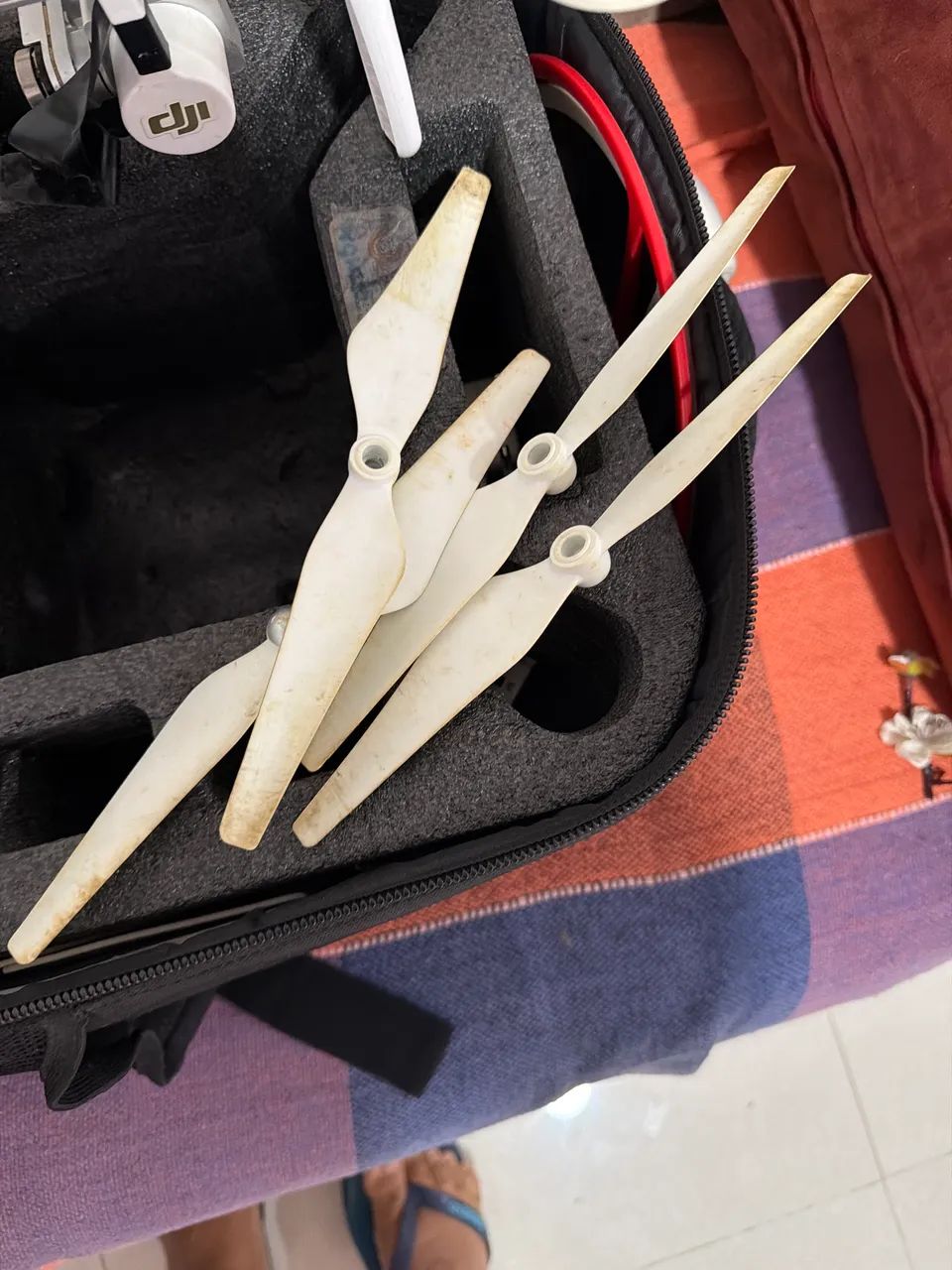 Drone Dji Phanton 3 Advanced sem bateria  - Foto 3