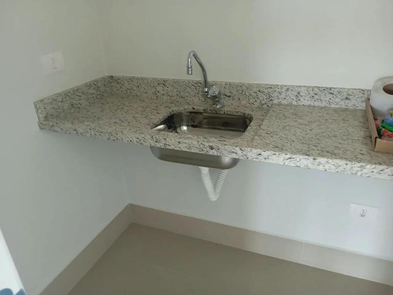 Locação de Comercial / Sala na cidade de ARAPONGAS - Foto 5