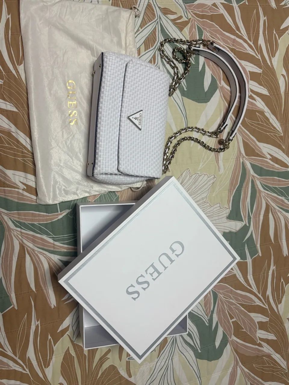 Bolsa Guess branca trançada - Foto 4