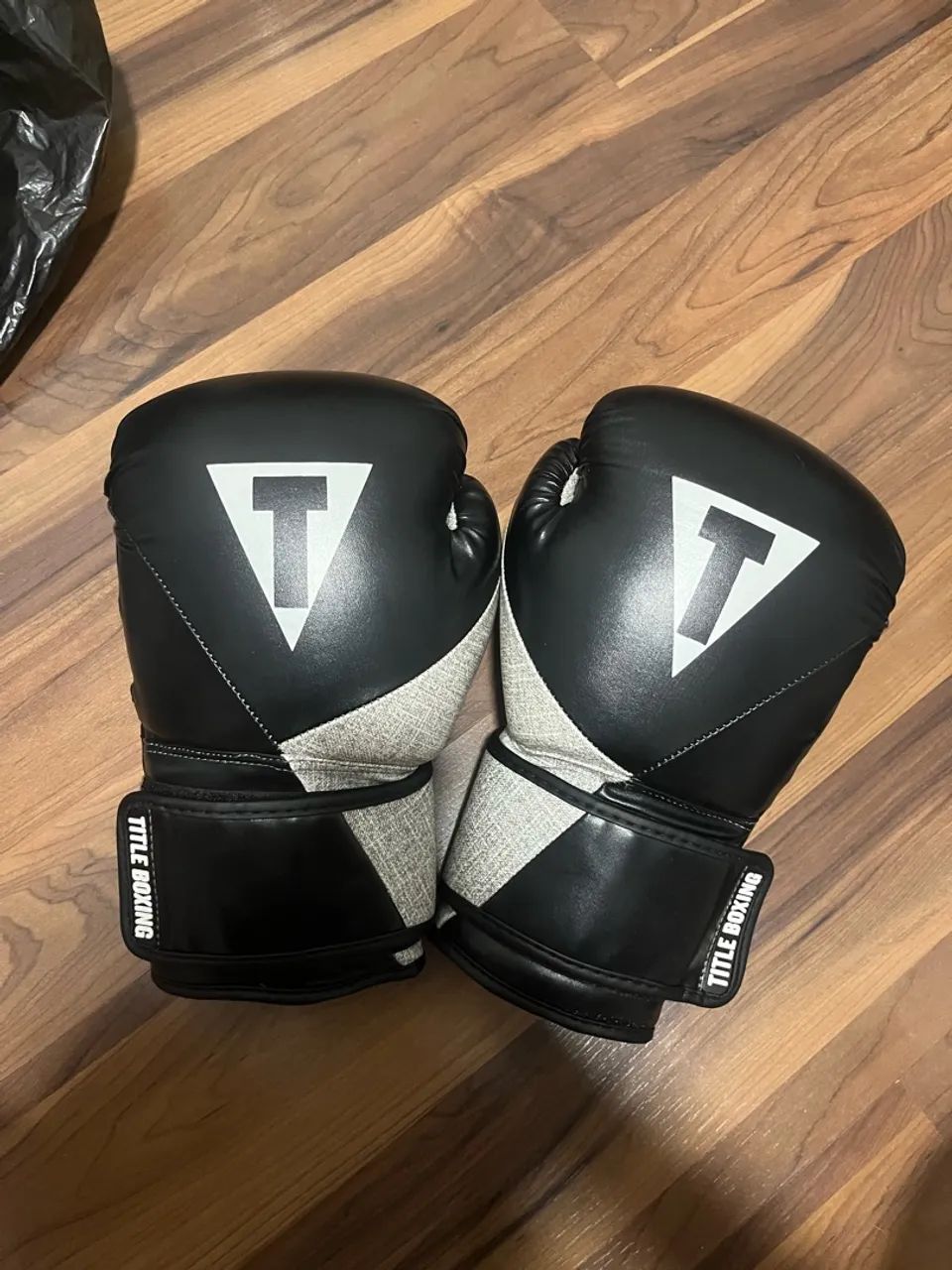 Luva Luta Title Boxing