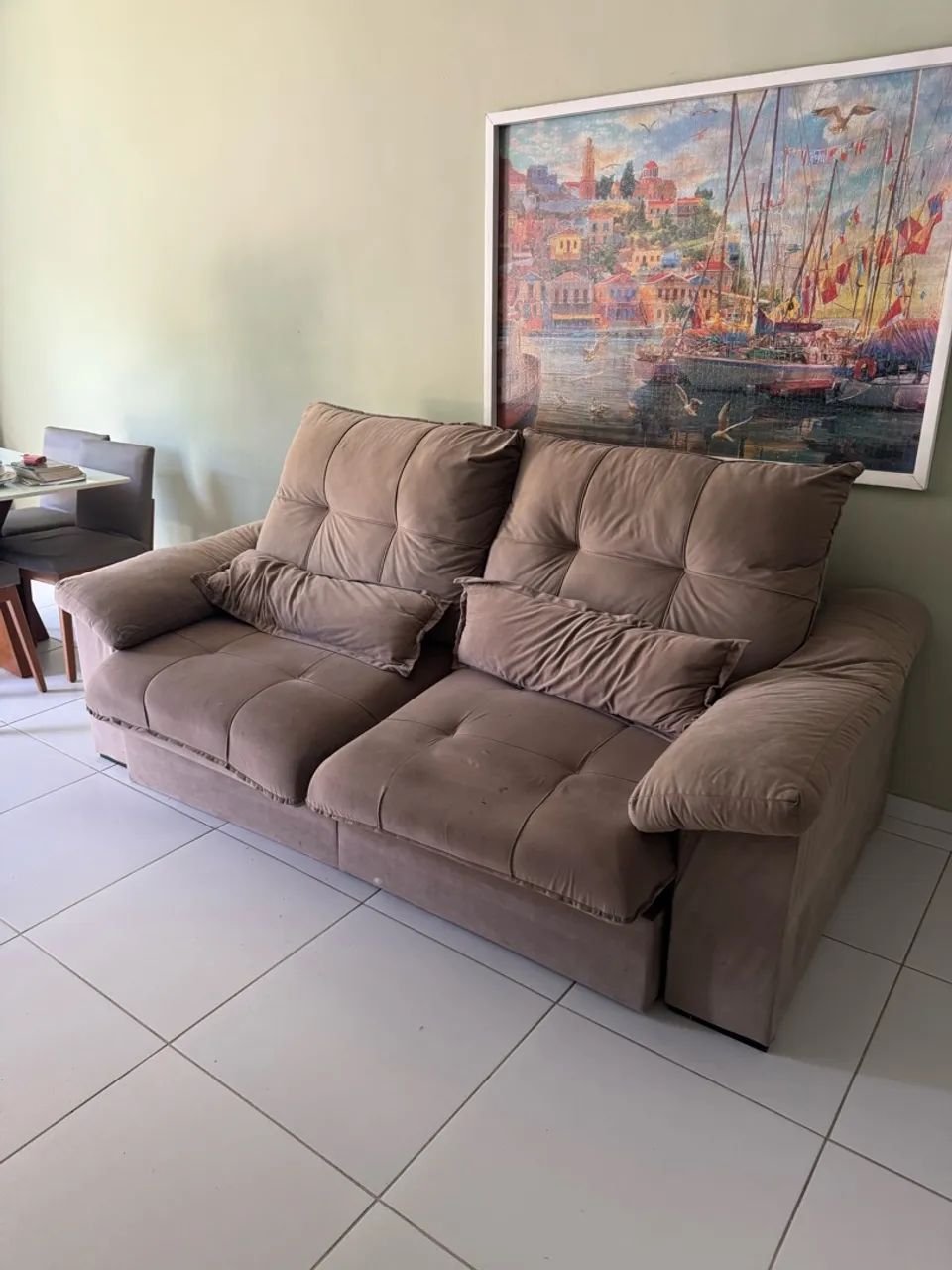 Sofá retrátil e reclinável muito confortável  - Foto 2