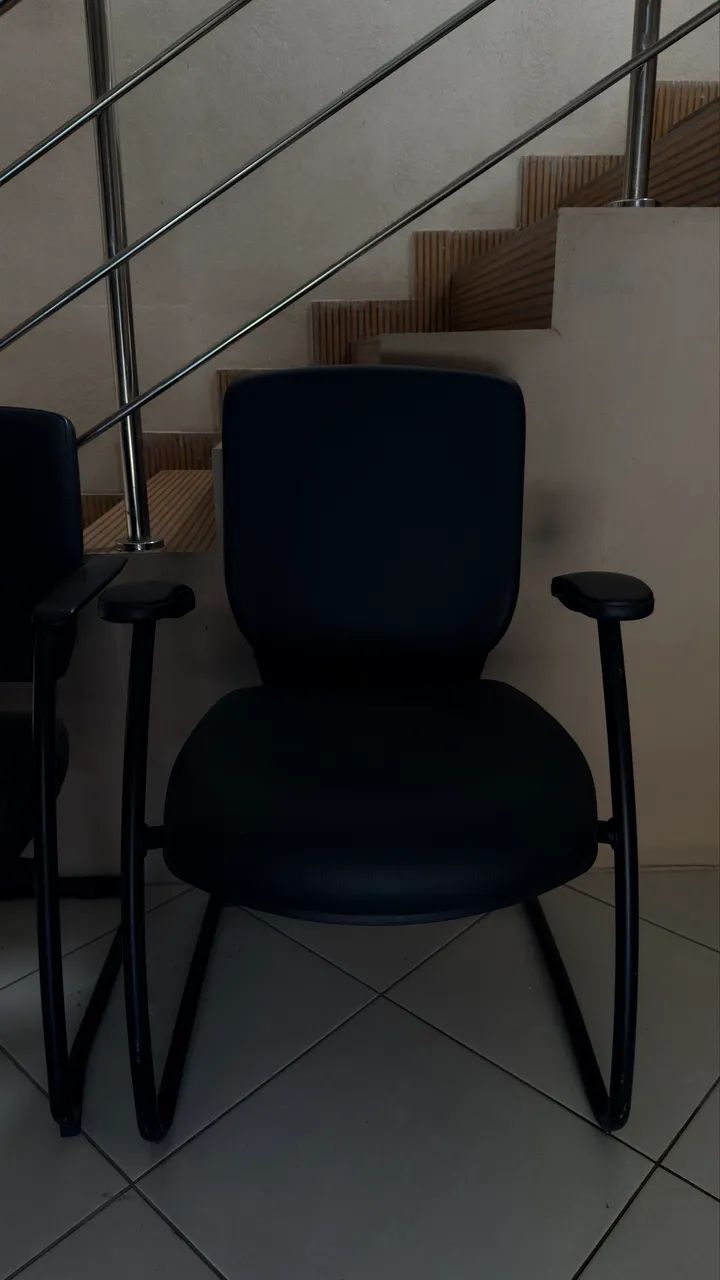 Cadeiras de recepção em excelente estado  - Foto 3