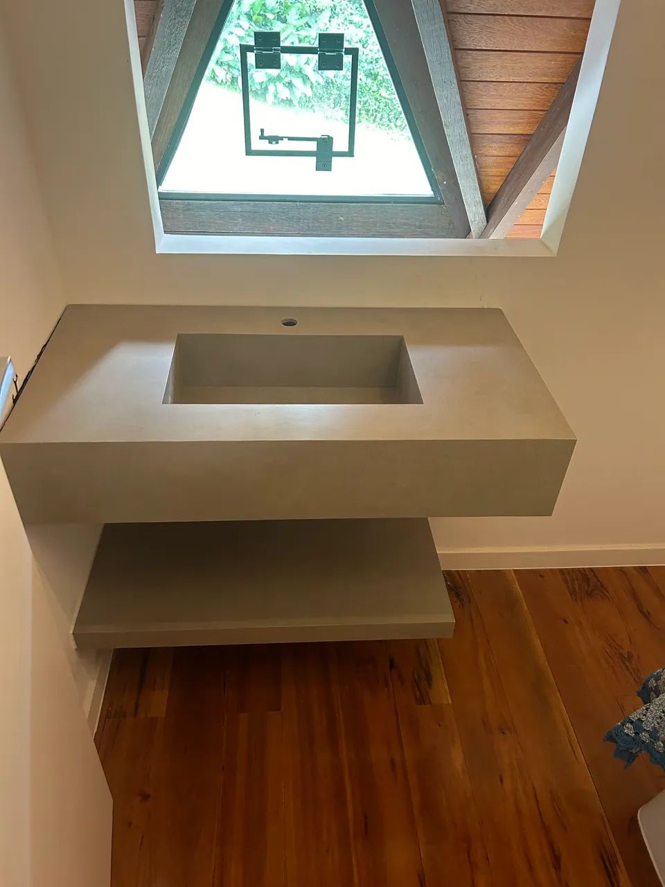 Pias, nichos e bancadas em porcelanato - Foto 4