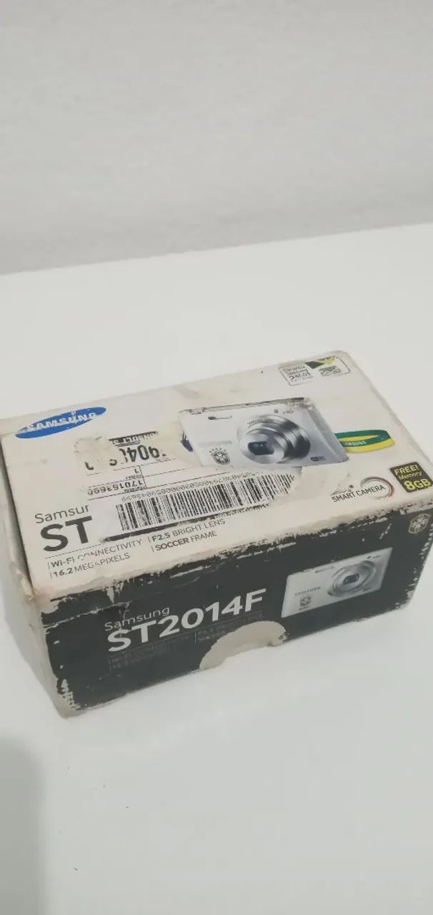 Câmera Samsung ST2014F.