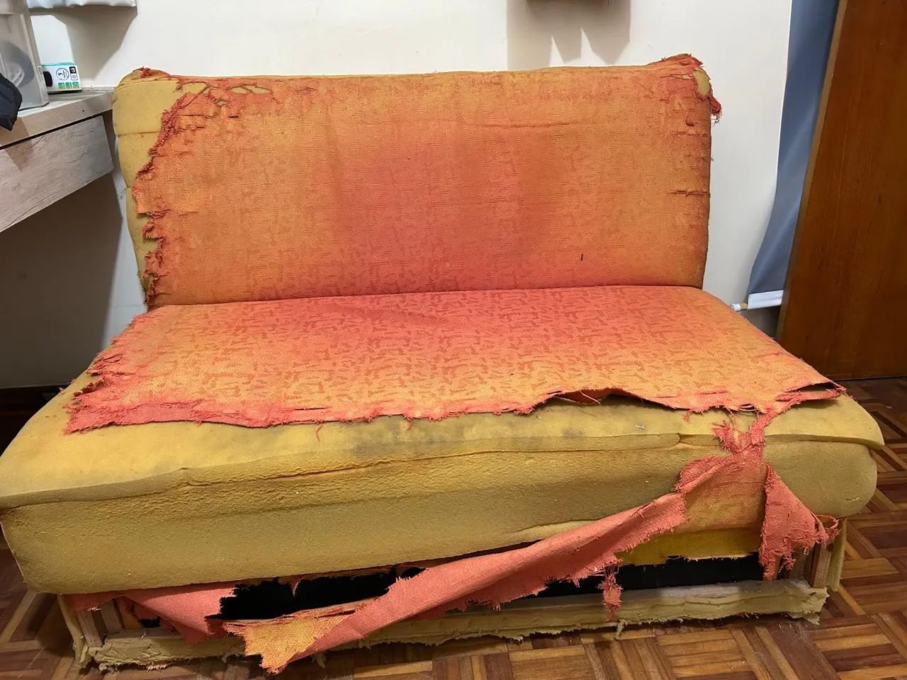 DOAÇAO SOFA CAMA - Foto 4