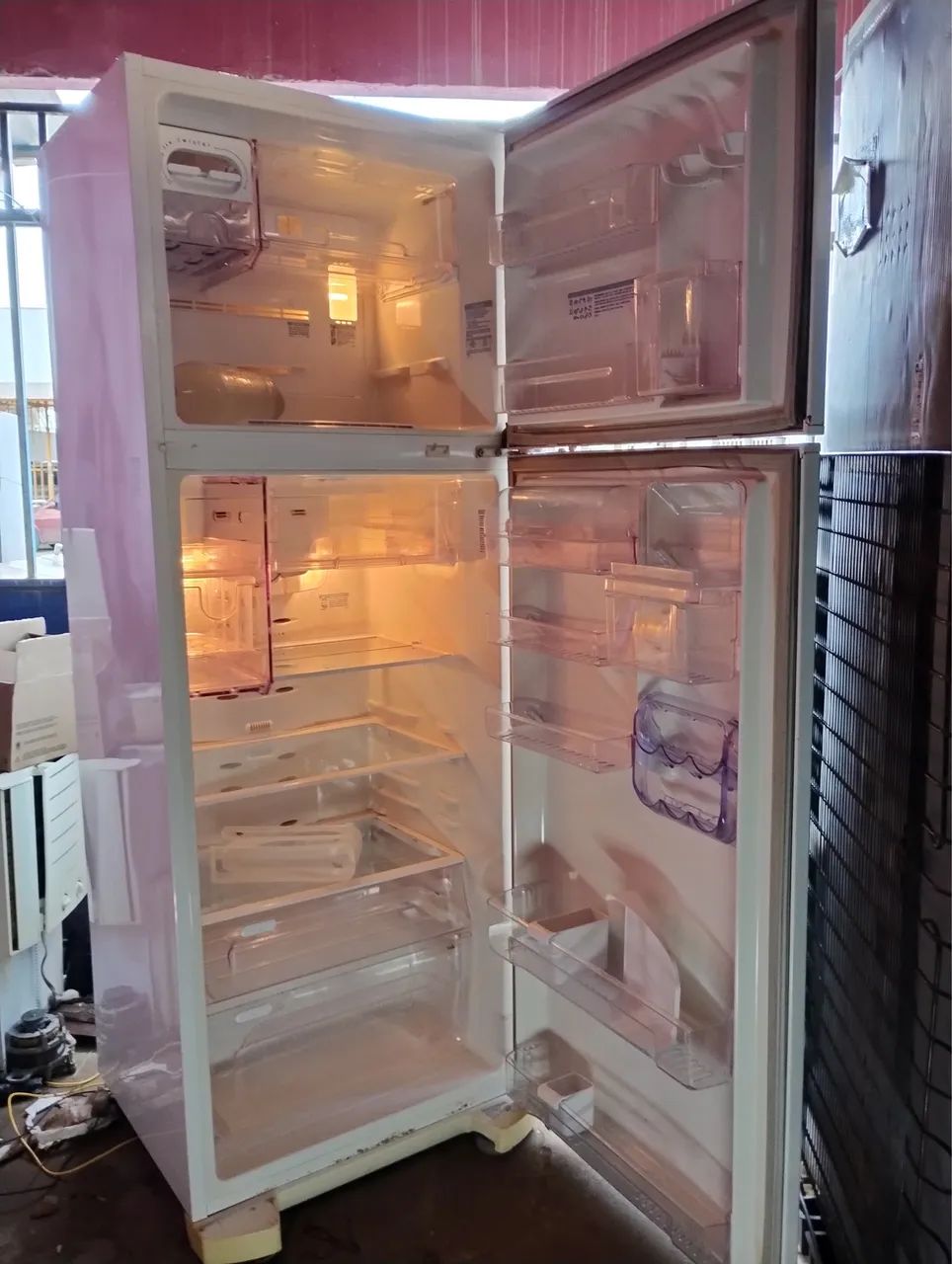 Geladeira Electrolux 430L