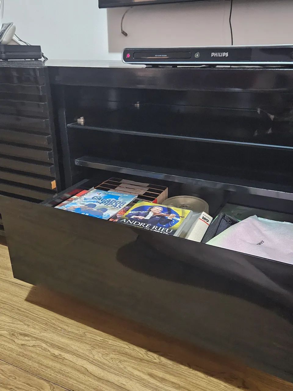 Moderno rack 2m em laca preta - Foto 4