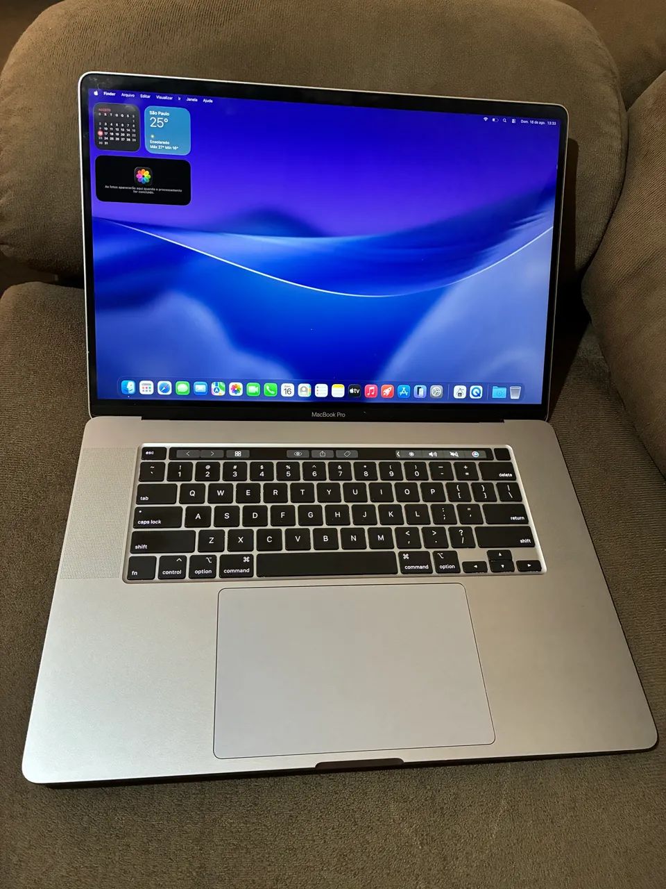 MacBook Pro 16 2019