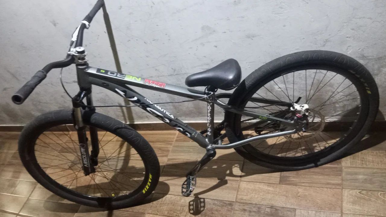 Bicicleta de grau nero5 troco por iPhone 14 ou15 - Foto 4