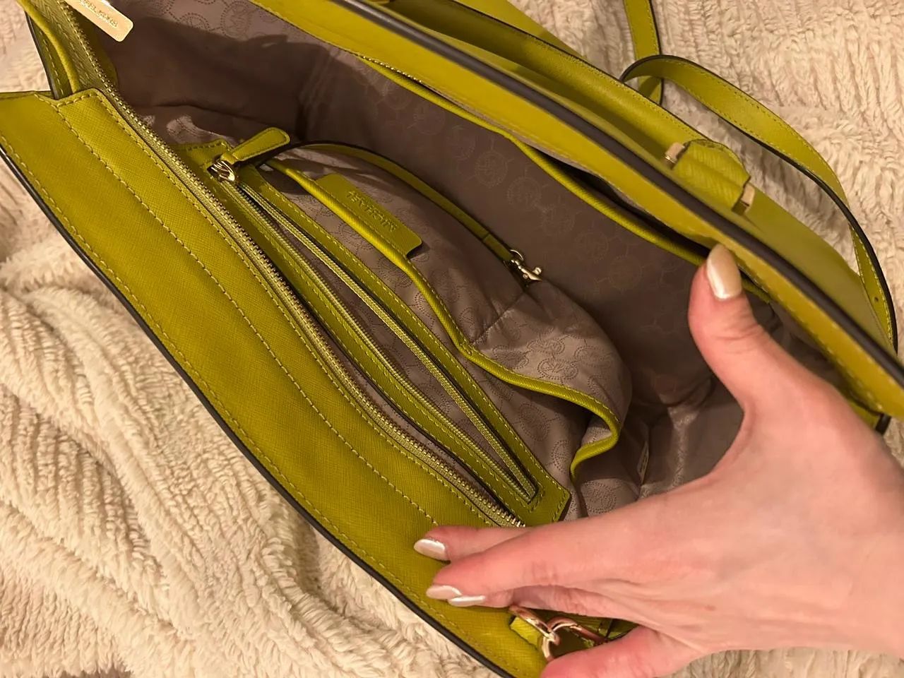 Bolsa Mickael kors  - Foto 2