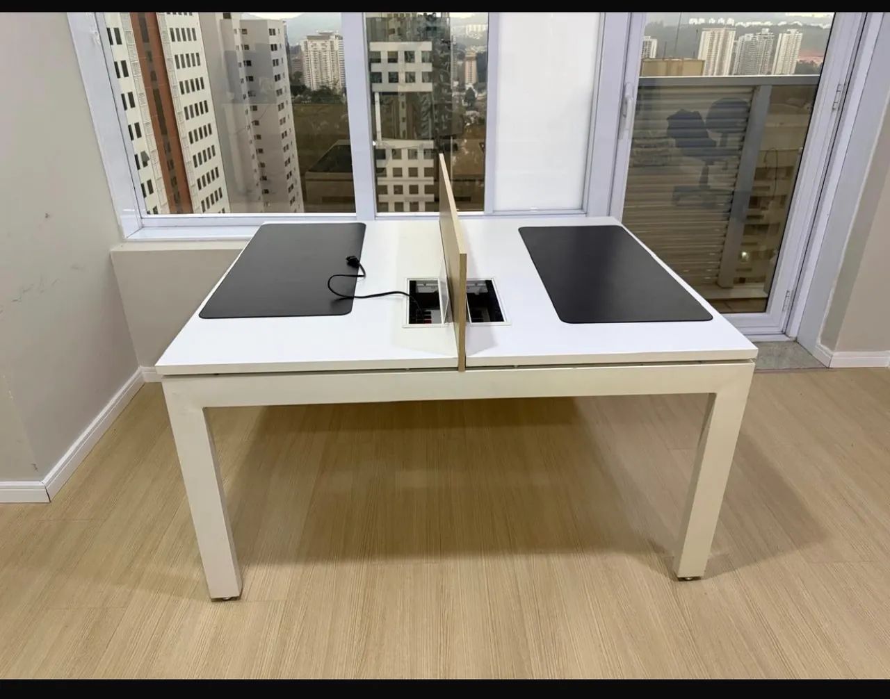 Mesa Dupla de Escritório Eletrificada - Foto 2