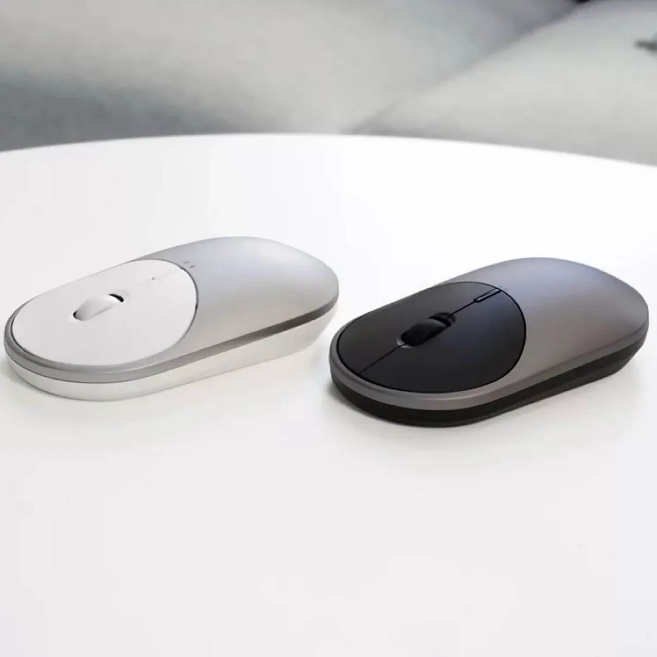 Mouse Xiaomi SEM FIO Bluetooth + Wireless (2.4GHz) - Modelo Portable