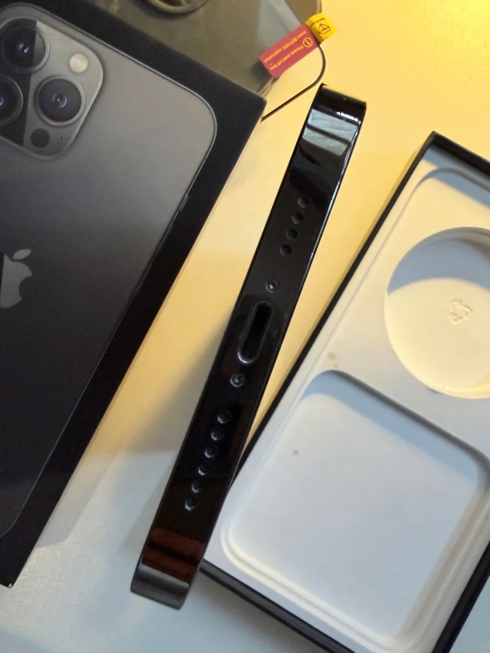 iPhone 13 PRO MAX 256 , com caixa e Nota fiscal - desbloqueado 