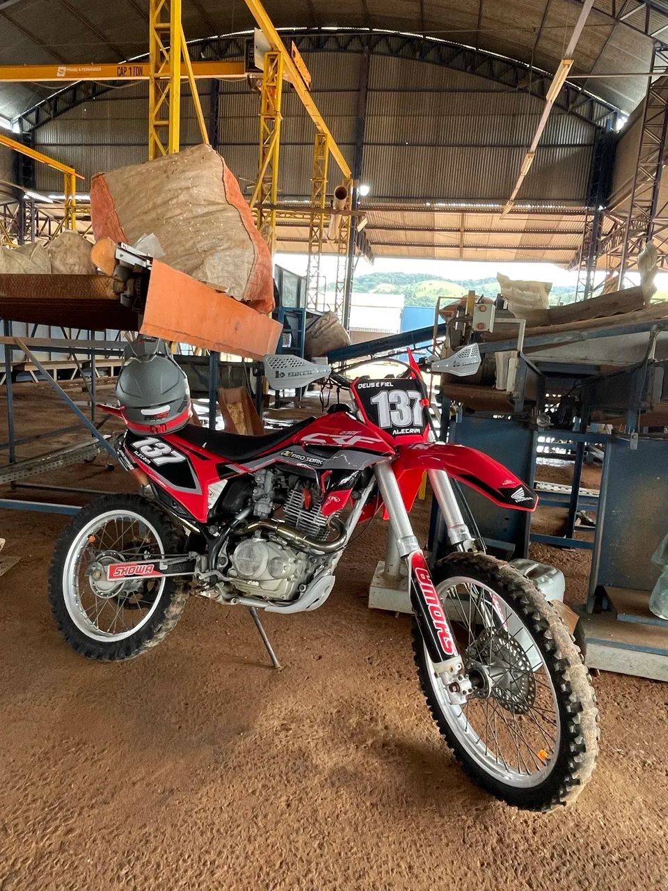 Vende Se Crf 230 ou troco por Bros 160 ACEITO OFERTA  - Foto 2