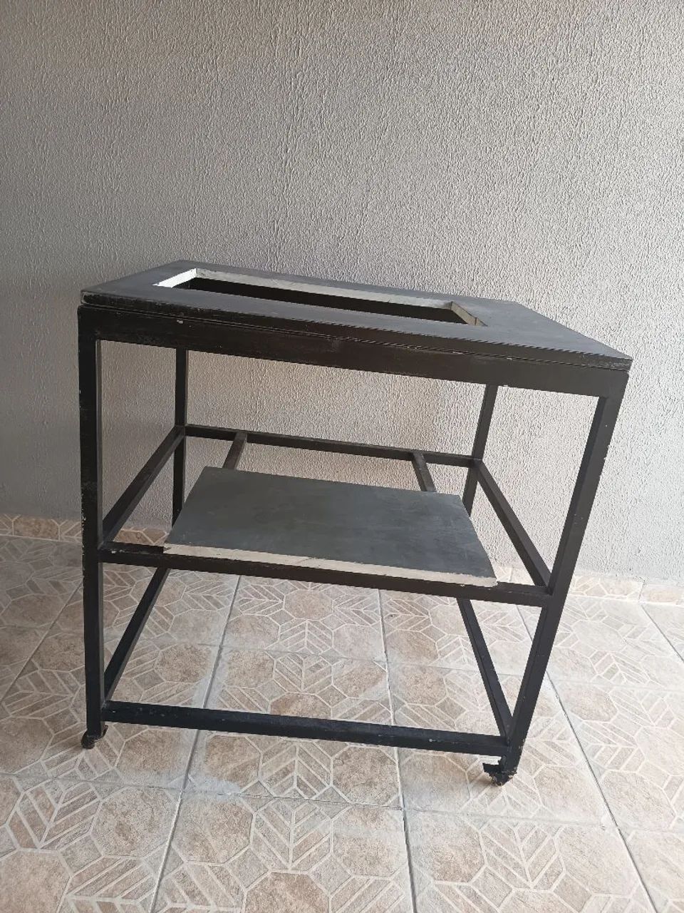 Vende-se Bancada de ferro com pedra  - Foto 3