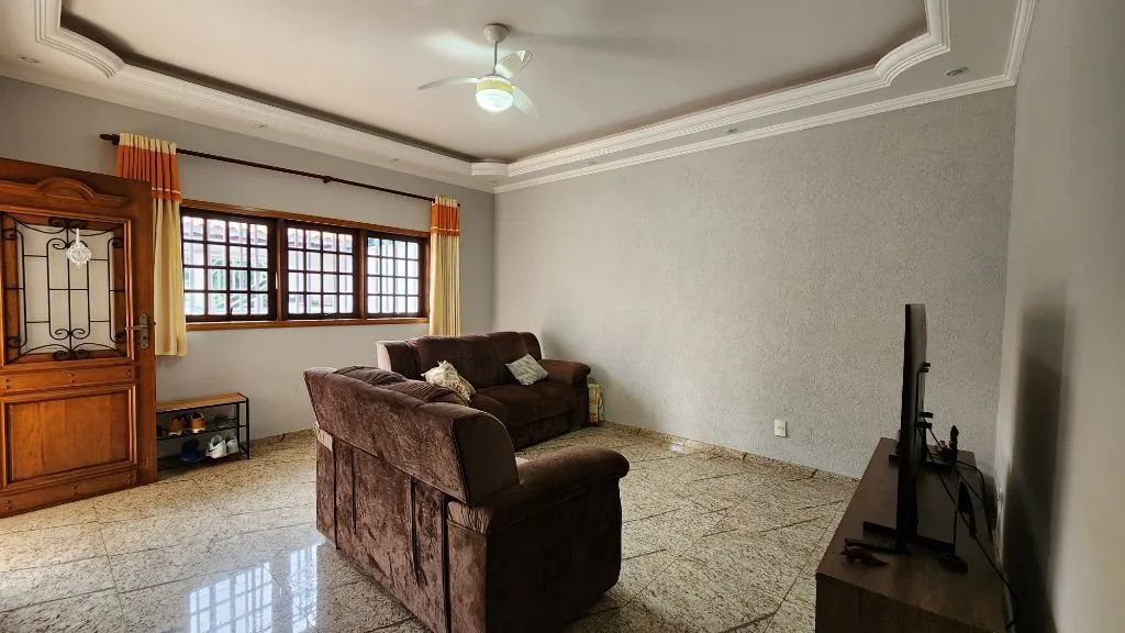 Venda de Casas / Sobrado na cidade de Paulínia - Foto 4