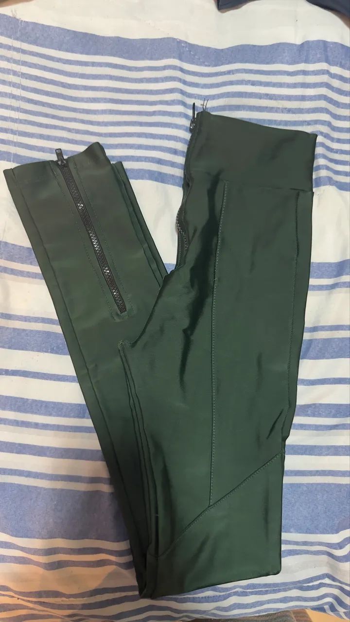 CALÇA PRADA / MONTARIA