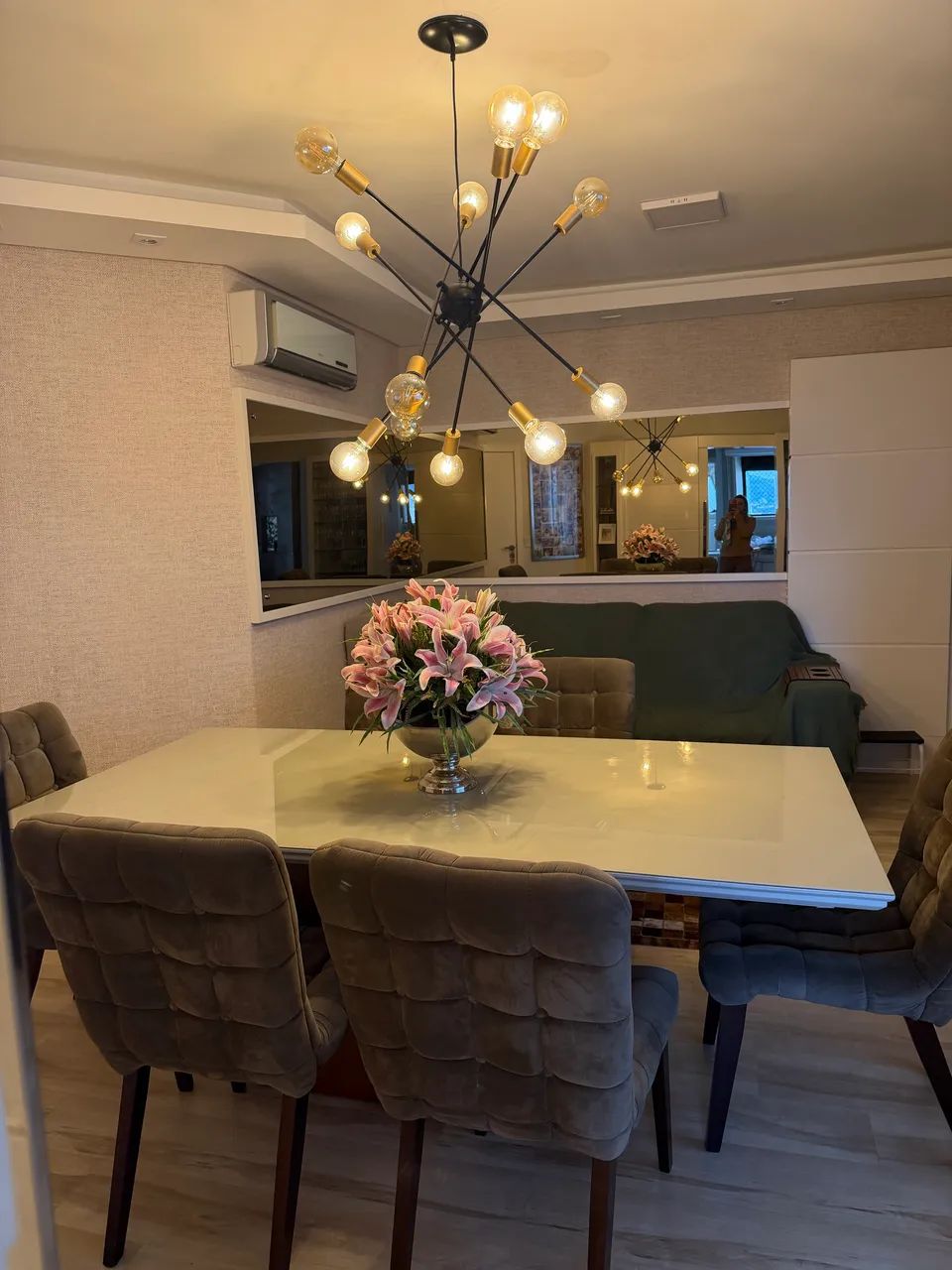 Conjunto mesa de jantar e cadeiras - Foto 4