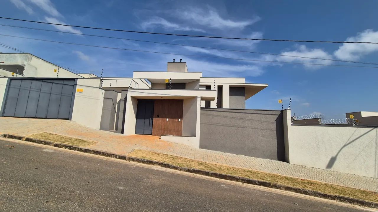 Casa no Bairro Serra Morena