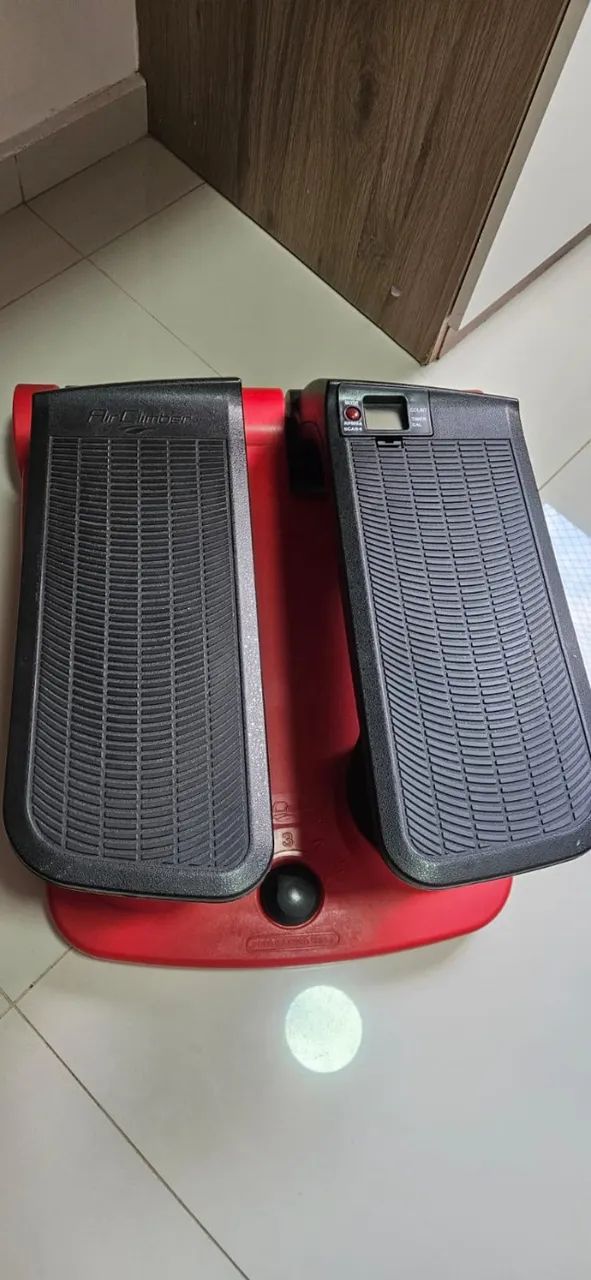 Simulador de Caminhada e step ( air climber)