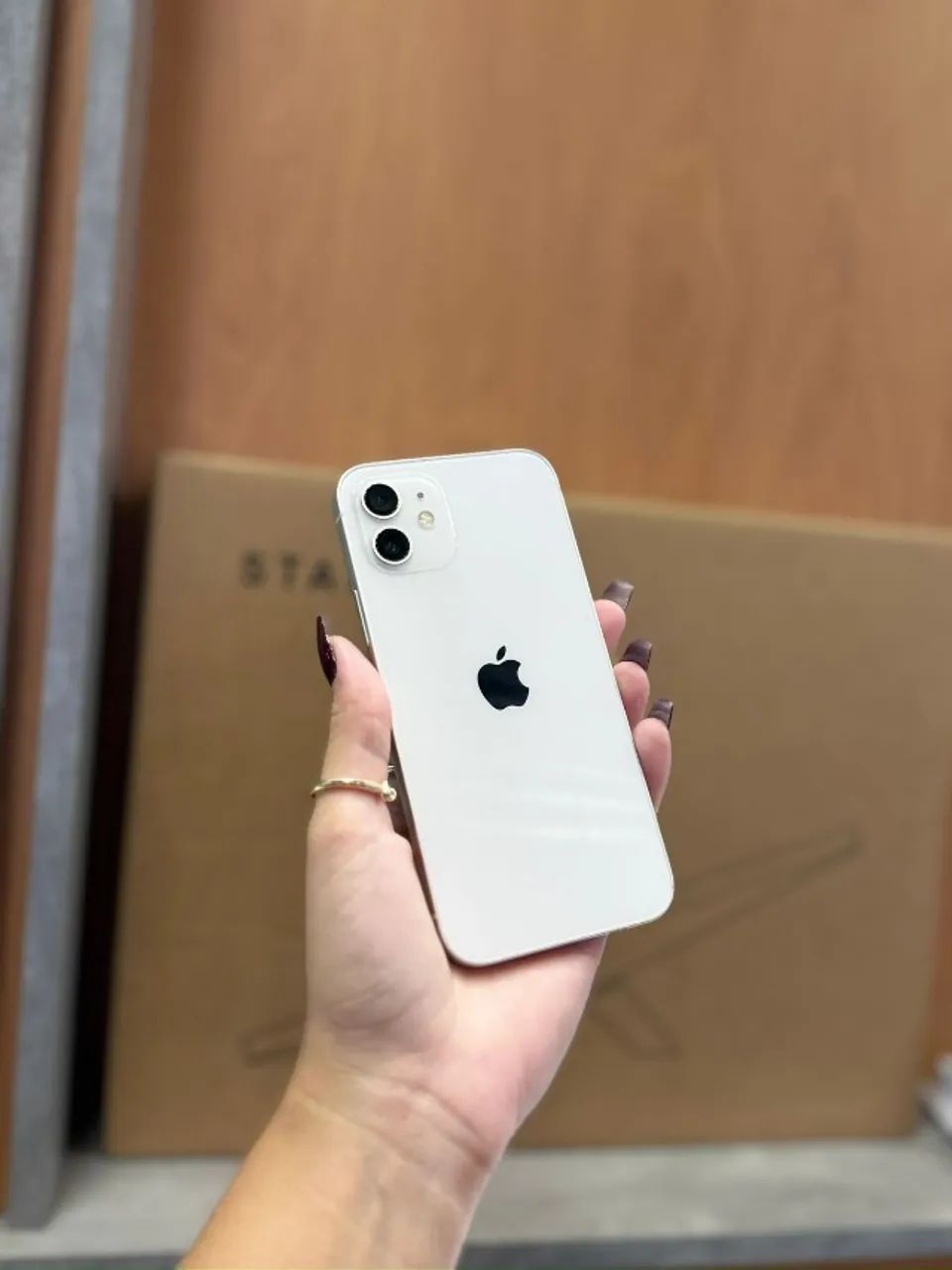 IPHONE 12 64GB Branco Seminovo Bateria 86% R$1.699,00 a vista todo