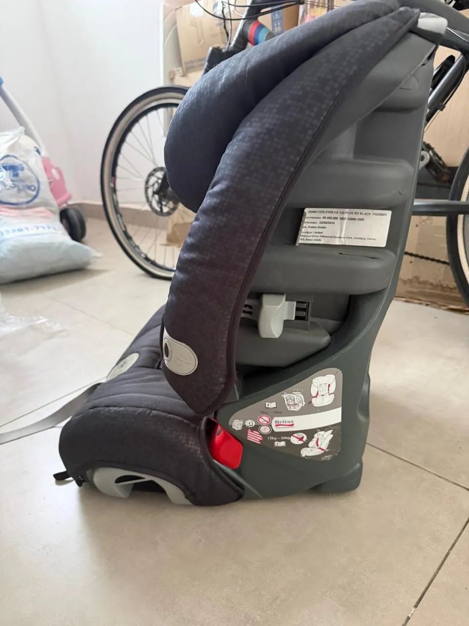 Vendo cadeirinha de bebê para até 36 KG  - Foto 4