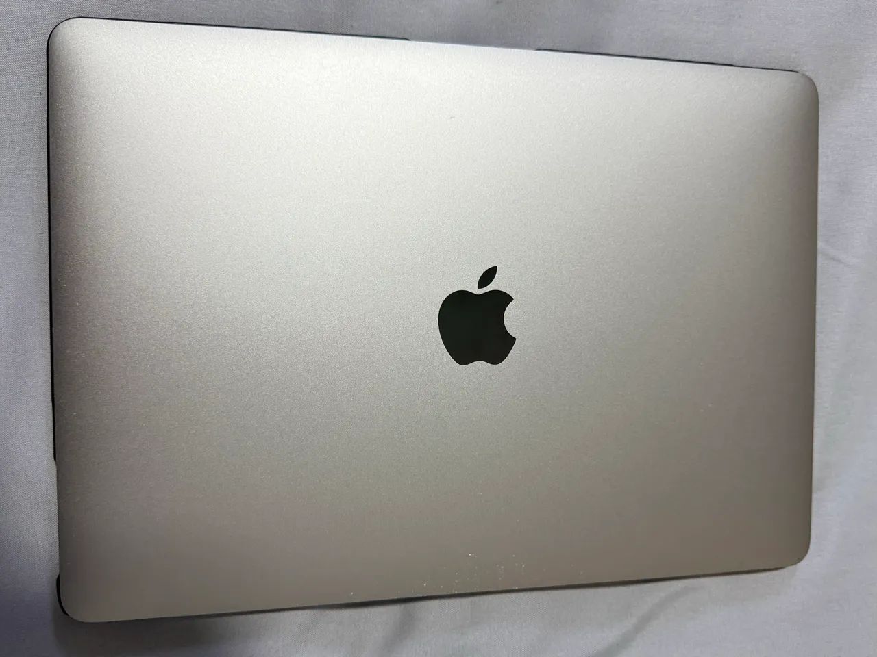 MacBook Pro 13" (2017) Touch Bar 256 SSD e 8GB de RAM
