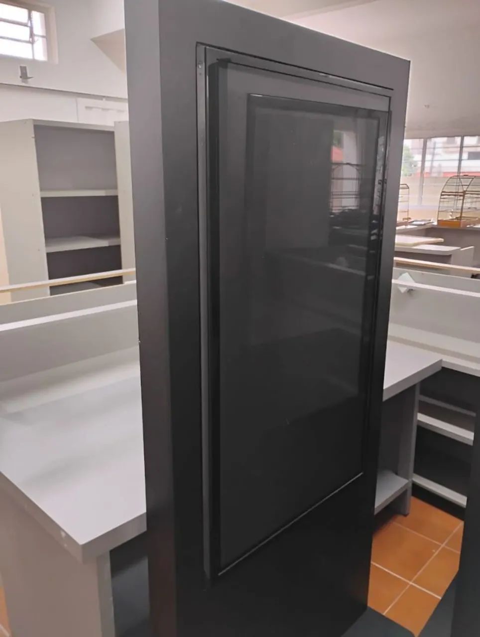 Totem tv 50 lg polegadas - Foto 4