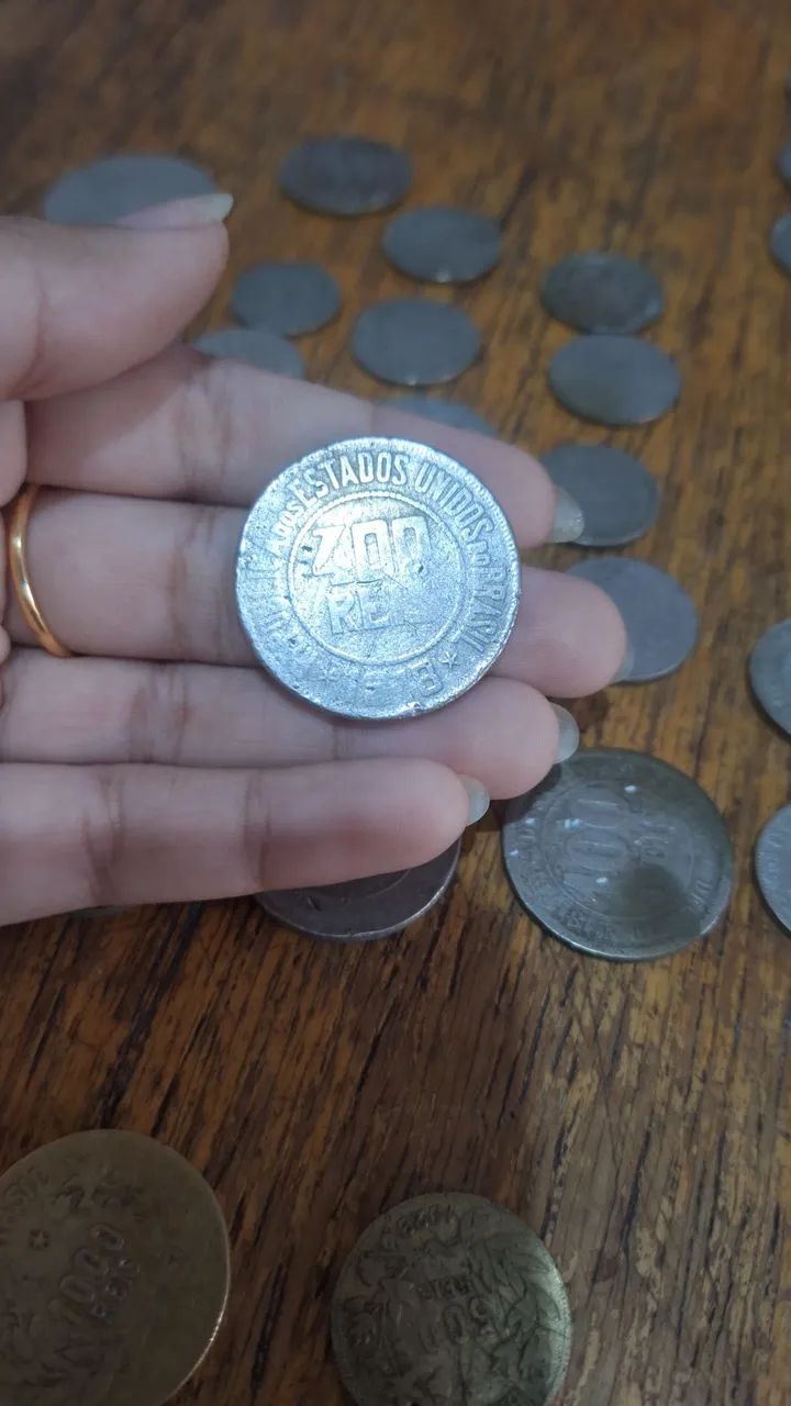 Vendo moedas antigas de colecionador  - Foto 5