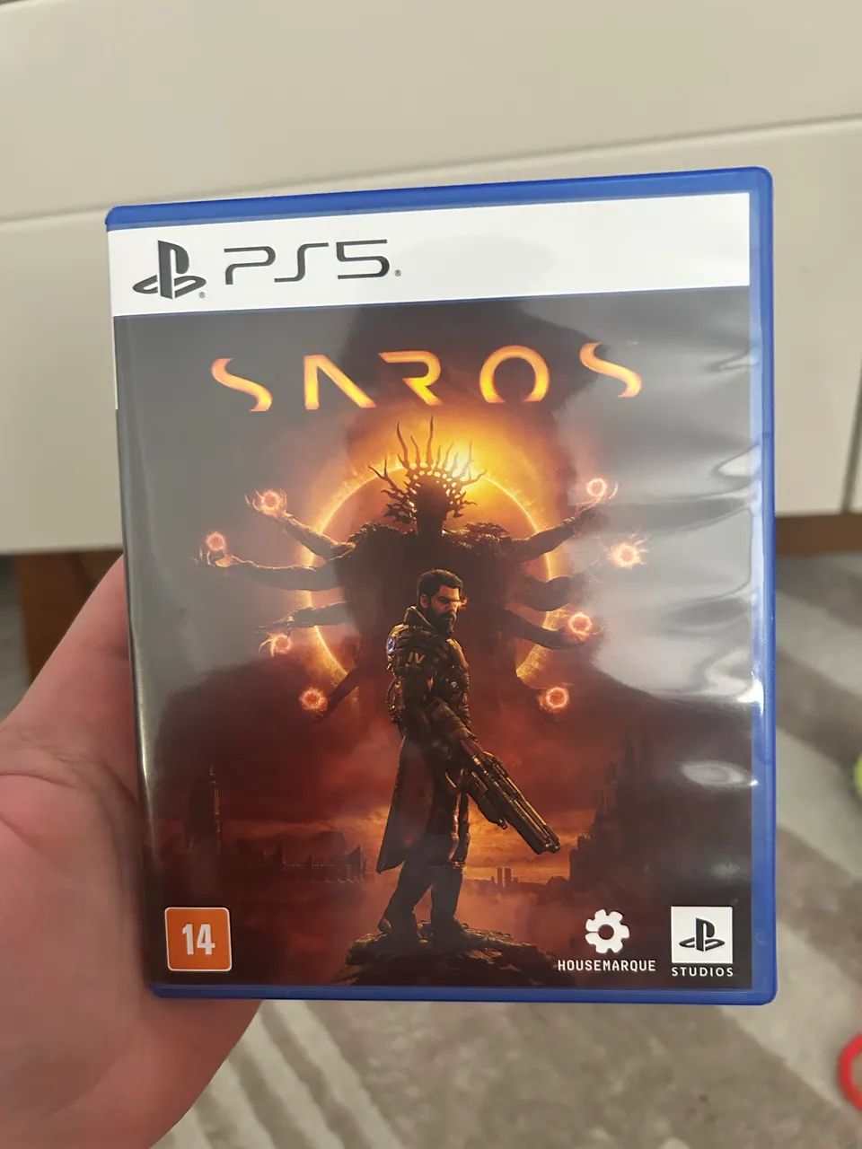 Saros Ps5 físico jogo 